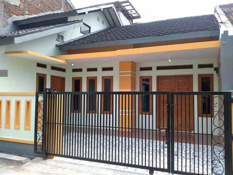 dijual rumah kec cimahi tengah