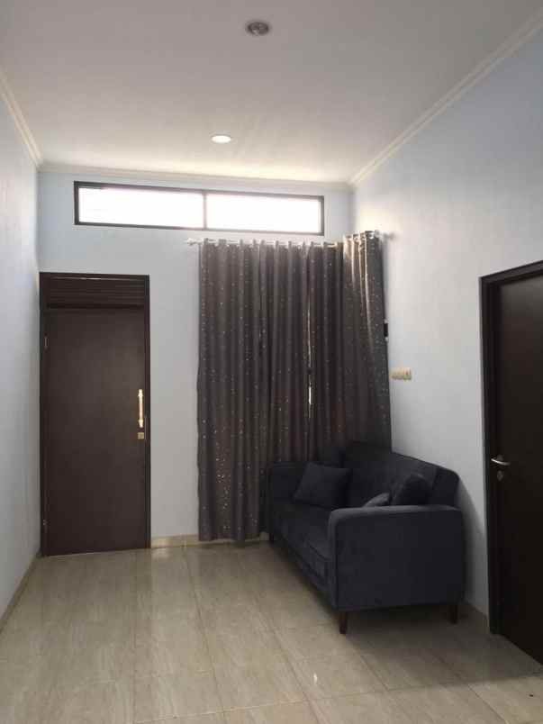 dijual rumah kel telajung kec cikarang