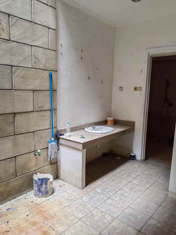 dijual rumah kelapa gading