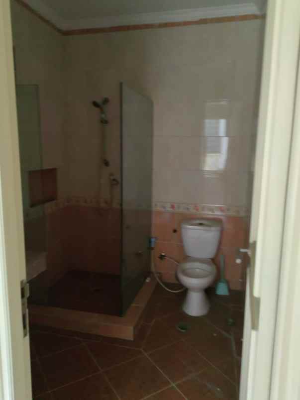 dijual rumah kelapa gading