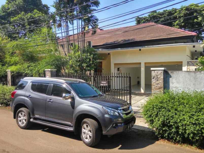 dijual rumah kemang