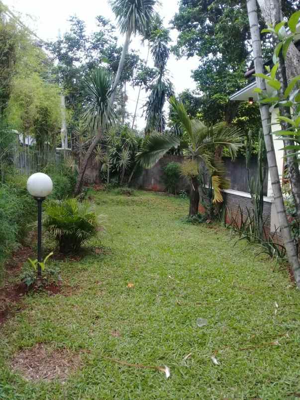 dijual rumah kemang