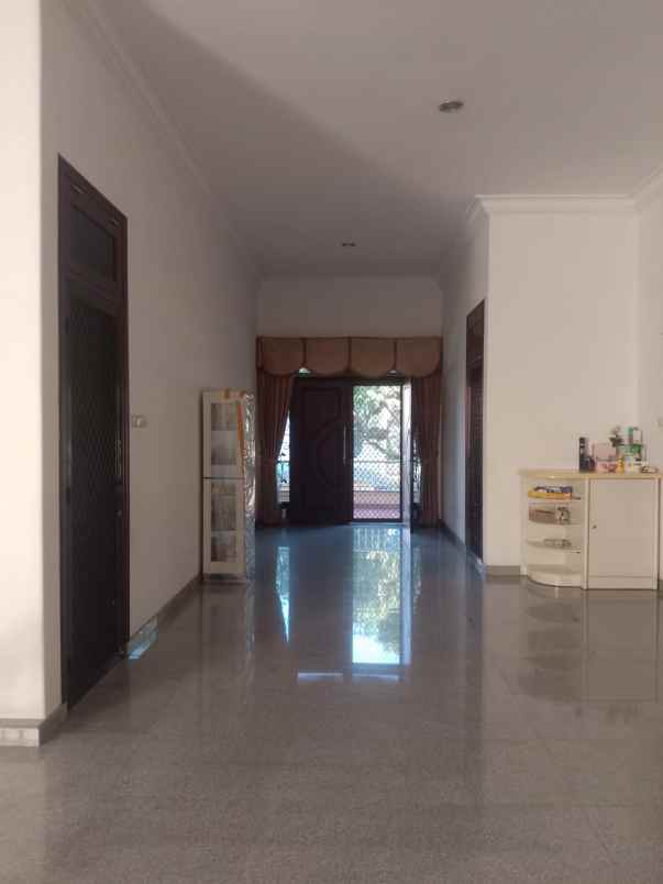 dijual rumah kertajaya indah