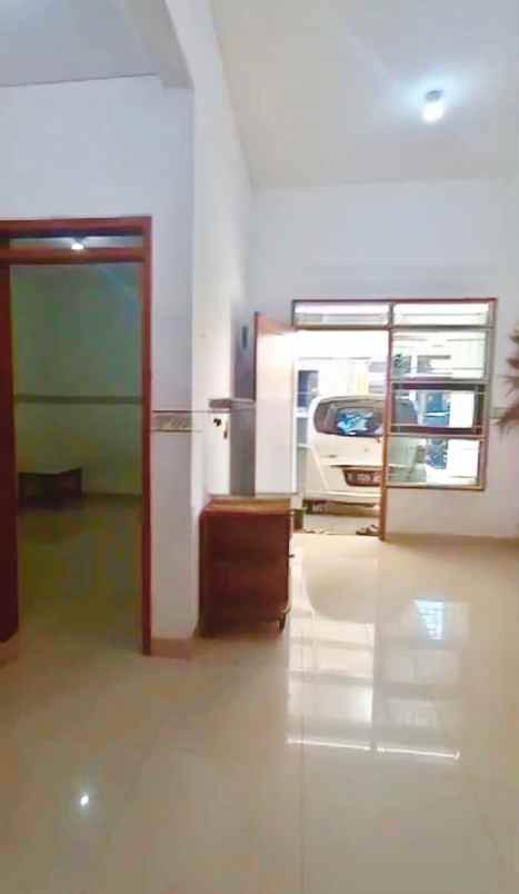 dijual rumah komp antapani city mas