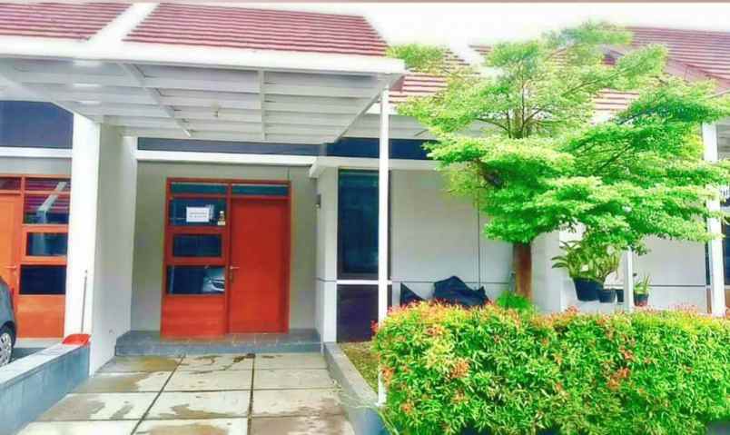 dijual rumah komp antapani city mas