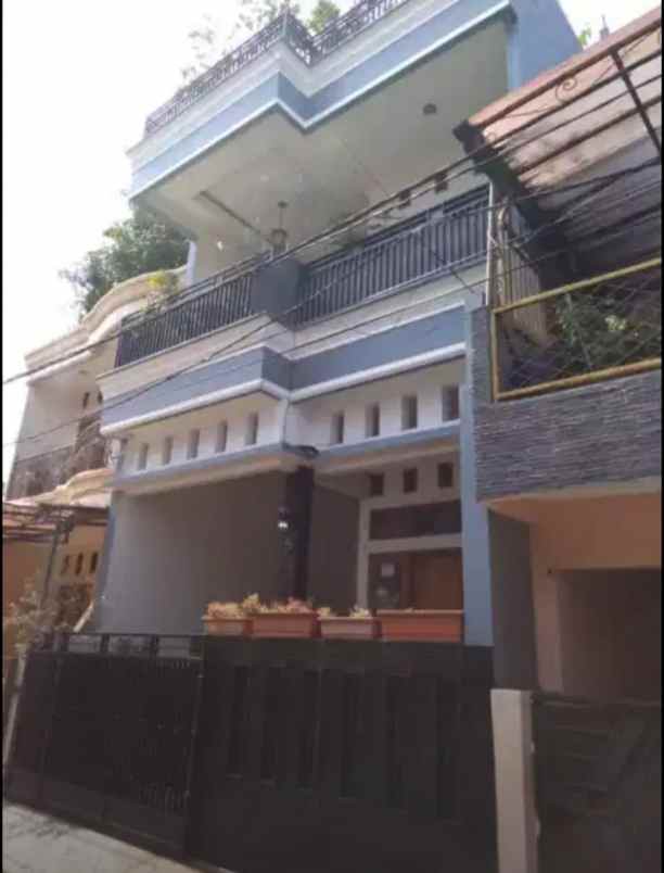 dijual rumah komplek abadi pondok bambu