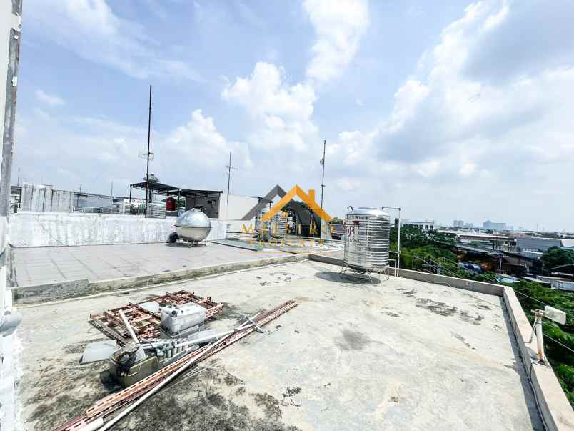 dijual rumah komplek cemara asri jalan