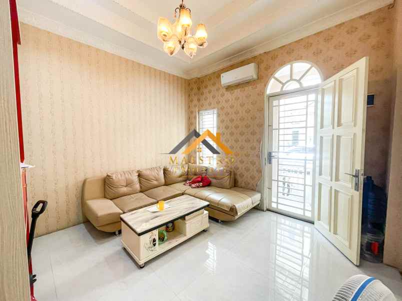 dijual rumah komplek cemara asri jalan