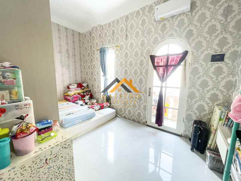 dijual rumah komplek cemara asri jalan