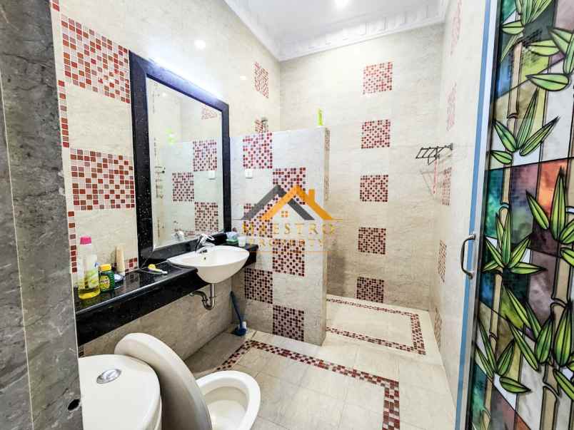 dijual rumah komplek cemara asri jalan