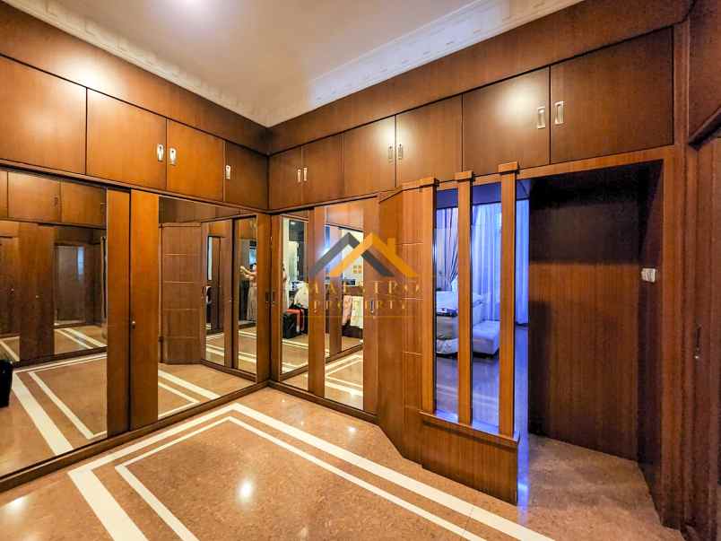 dijual rumah komplek cemara asri jalan