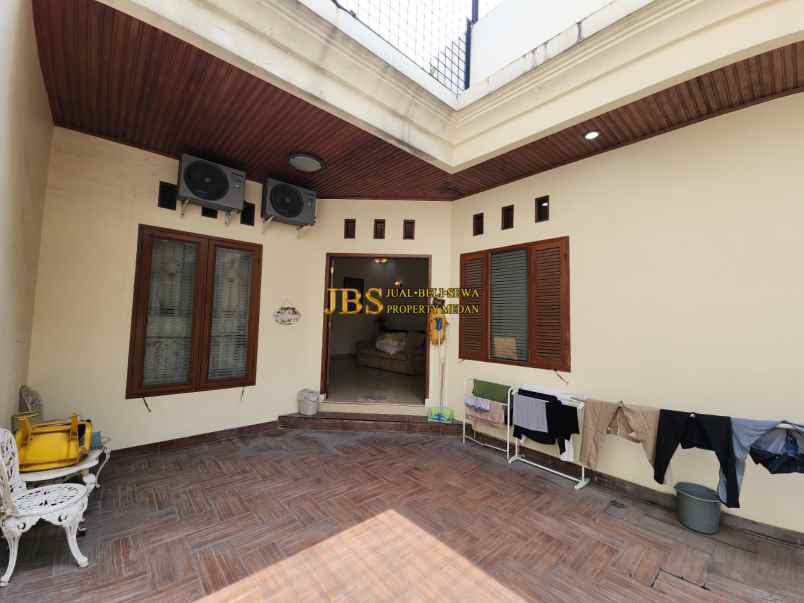 dijual rumah komplek griya riatur jalan
