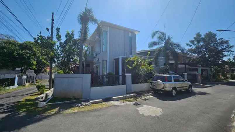 dijual rumah komplek pp jl ngesrep