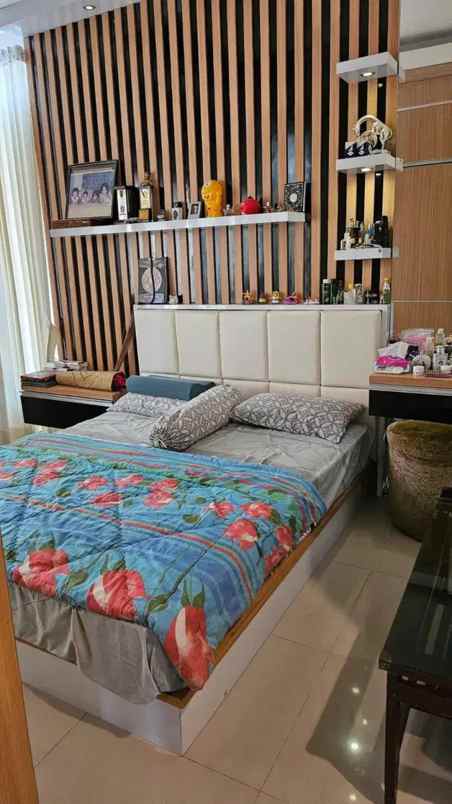 dijual rumah komplek pp jl ngesrep