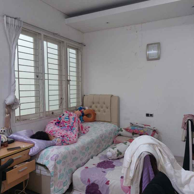 dijual rumah komplek walikota kelapa gading