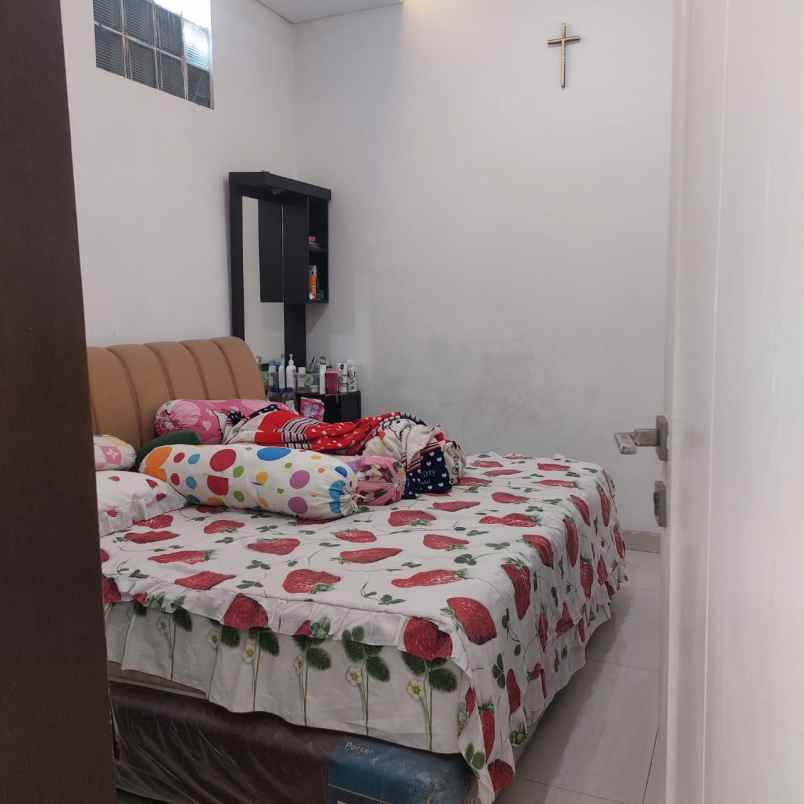 dijual rumah komplek walikota kelapa gading