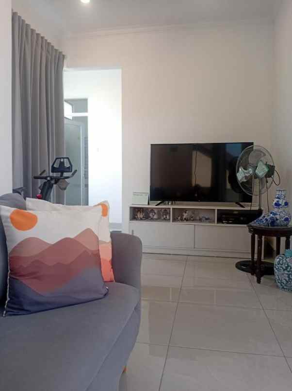 dijual rumah kopo permai