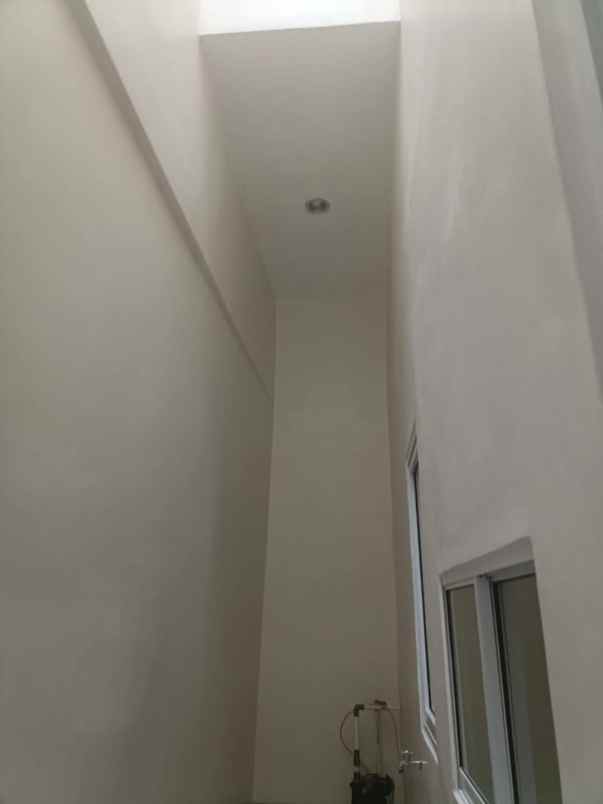 dijual rumah kota harapan indah bekasi