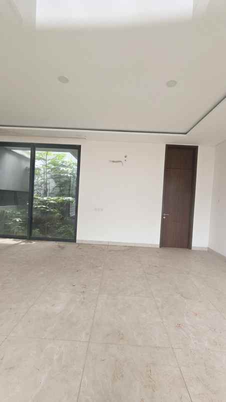 dijual rumah kota wisata