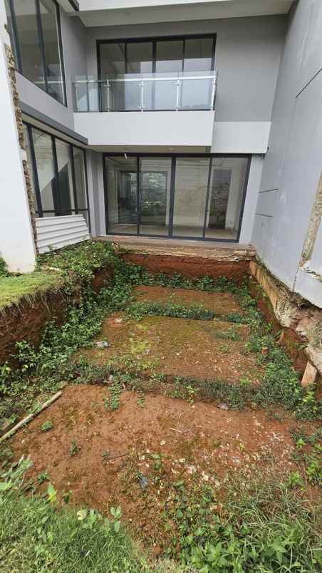 dijual rumah kota wisata