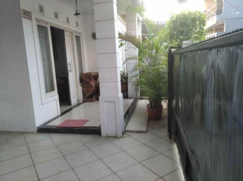 dijual rumah kp tengah condet jaktim