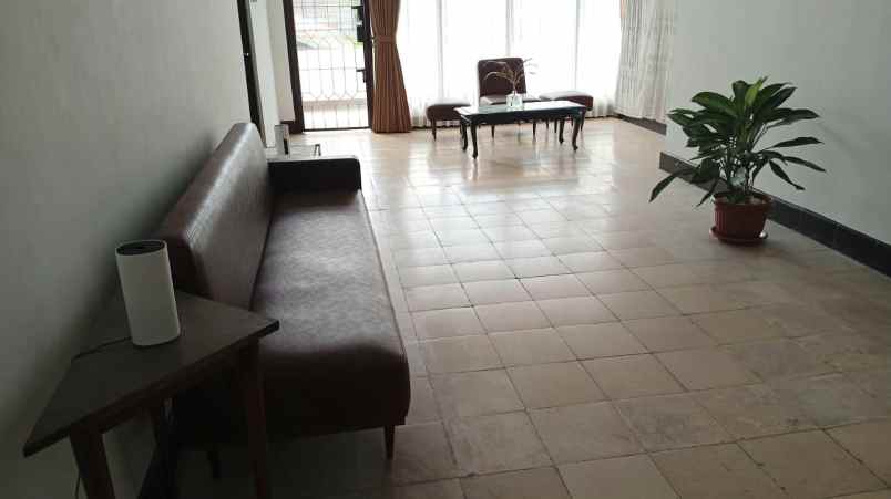 dijual rumah kramat lontar paseban