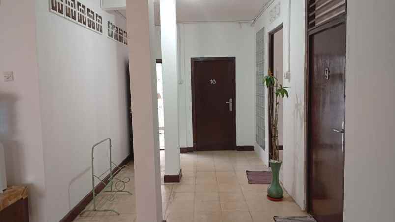 dijual rumah kramat lontar paseban