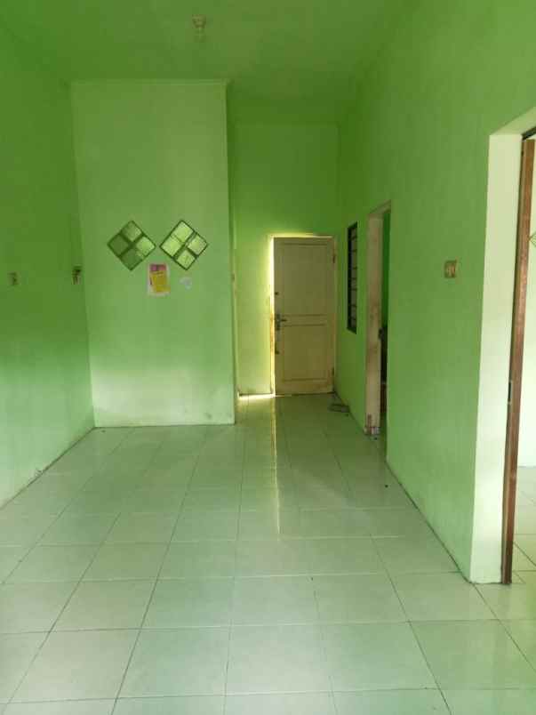 dijual rumah kutisari