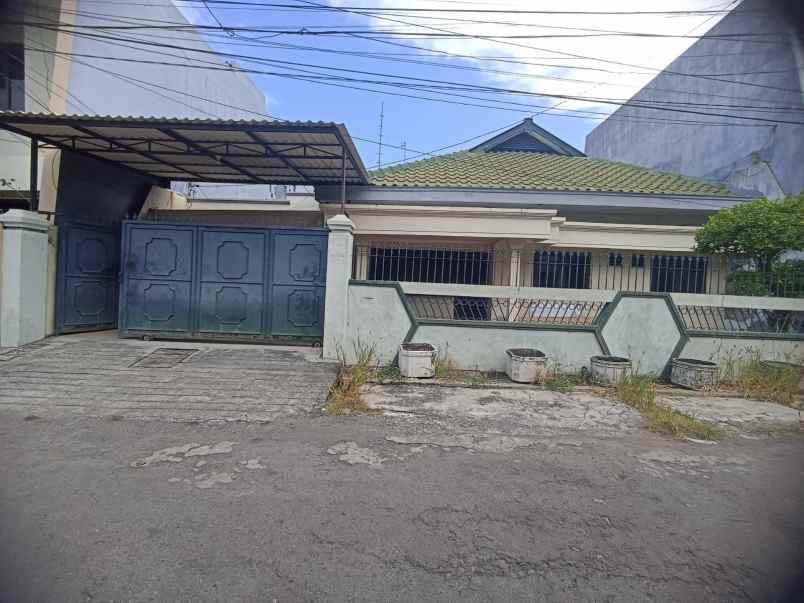 dijual rumah lebak arum