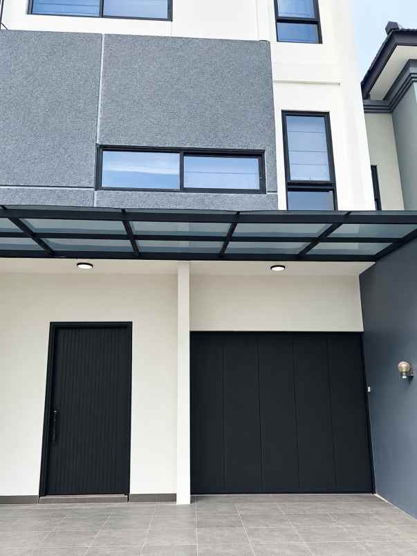 dijual rumah lebak bulus