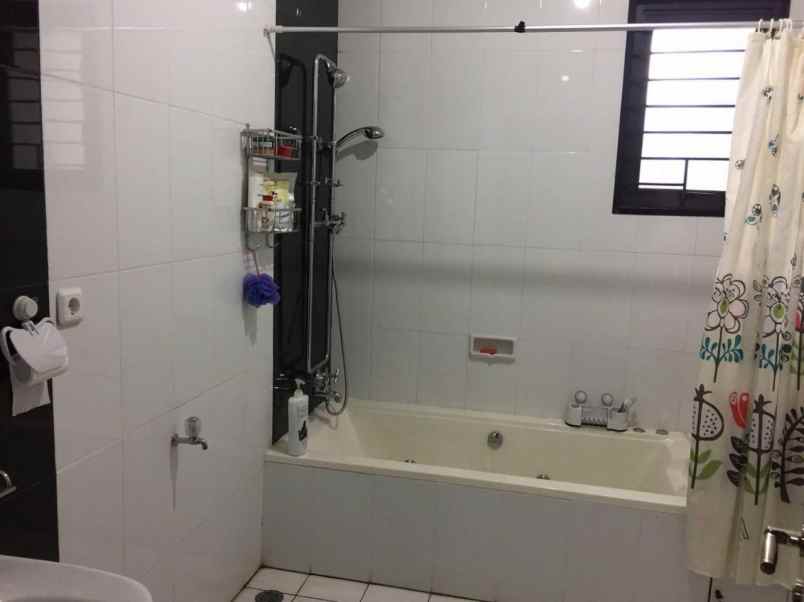 dijual rumah legenda wisata cibubur bogor