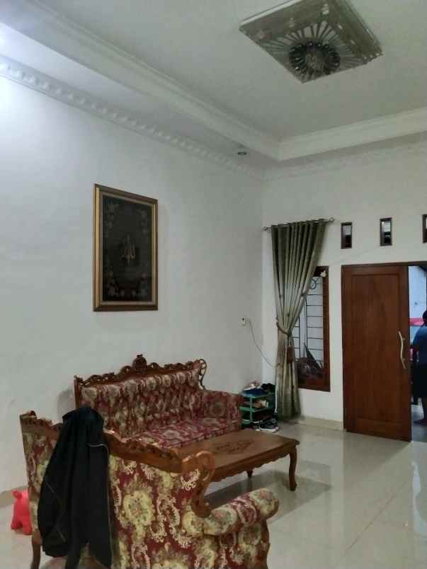 dijual rumah lenteng agung jagakarsa