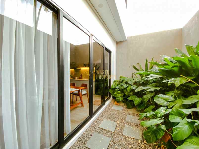 dijual rumah maguwoharjo kec depok kab