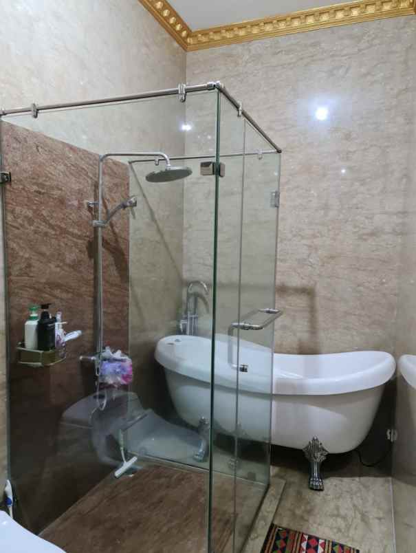 dijual rumah manggarai selatan kec