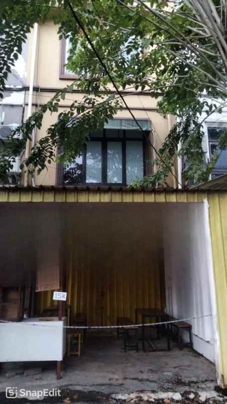 dijual rumah manyar kertoarjo