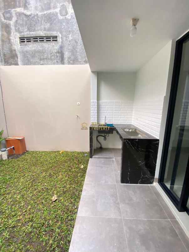 dijual rumah margoluwih seyegan sleman