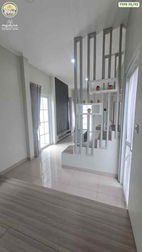 dijual rumah medina townhouse depok jl
