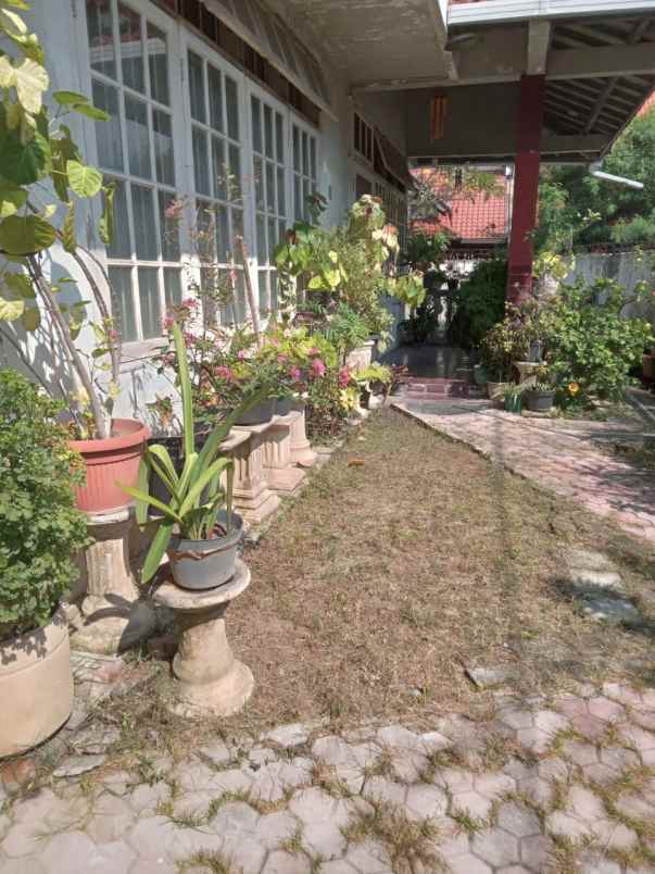dijual rumah medokan asri