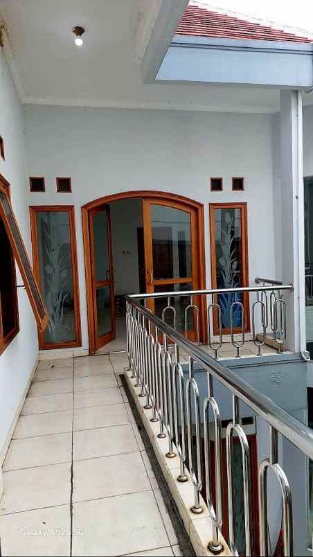 dijual rumah mekarwangi