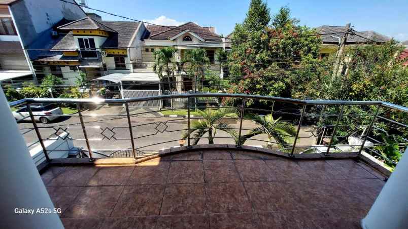dijual rumah mekarwangi