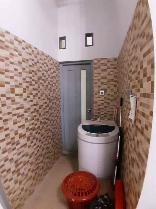 dijual rumah metland cluster anggrek