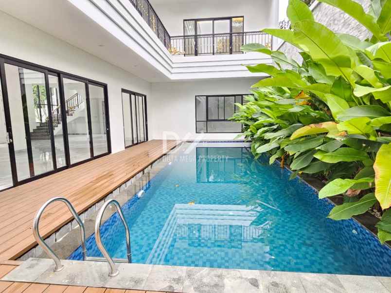 dijual rumah mewah di bintaro