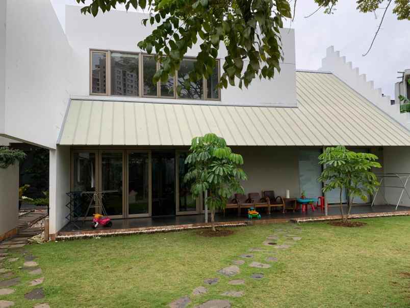dijual rumah mewah di villa gading indah kelapa gading