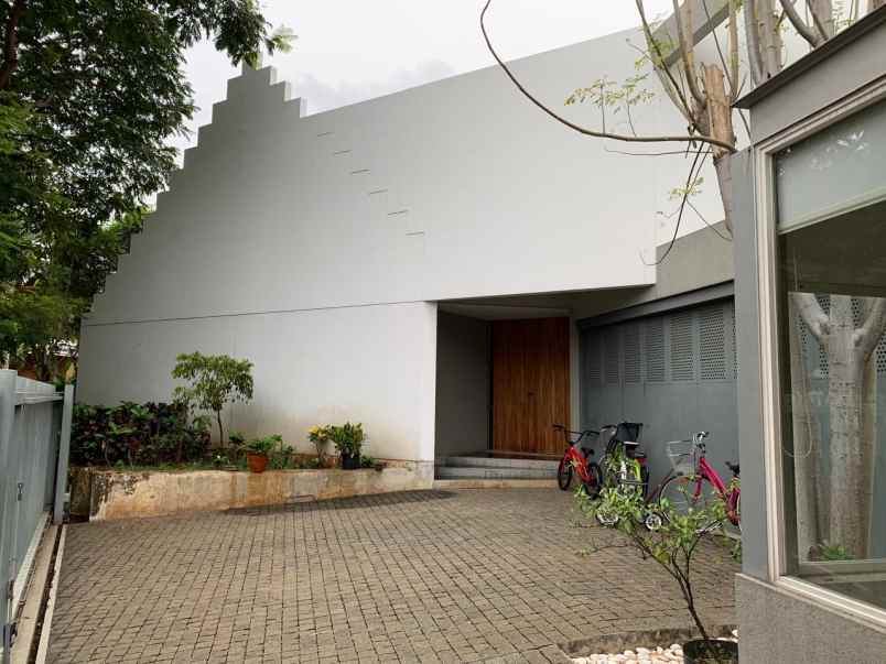 dijual rumah mewah di villa gading indah kelapa gading