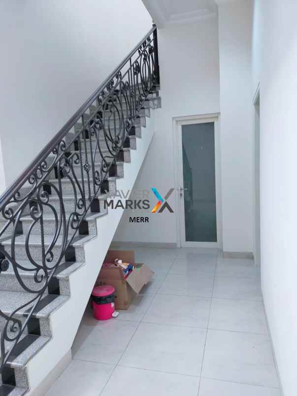 dijual rumah mewah siap huni araya tahap 2