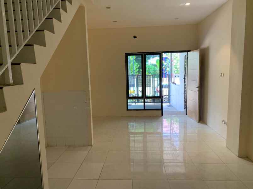 dijual rumah minimalis 2 lt rapi dekat kelapa gading