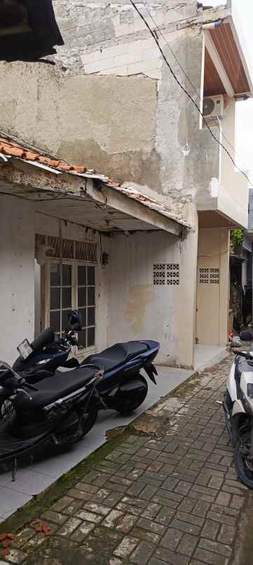 dijual rumah minimalis nan nyaman di larangan ciledug