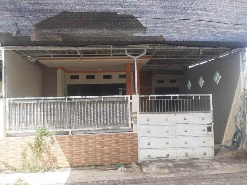 dijual rumah mininalis di perumahan kalirejo bangil