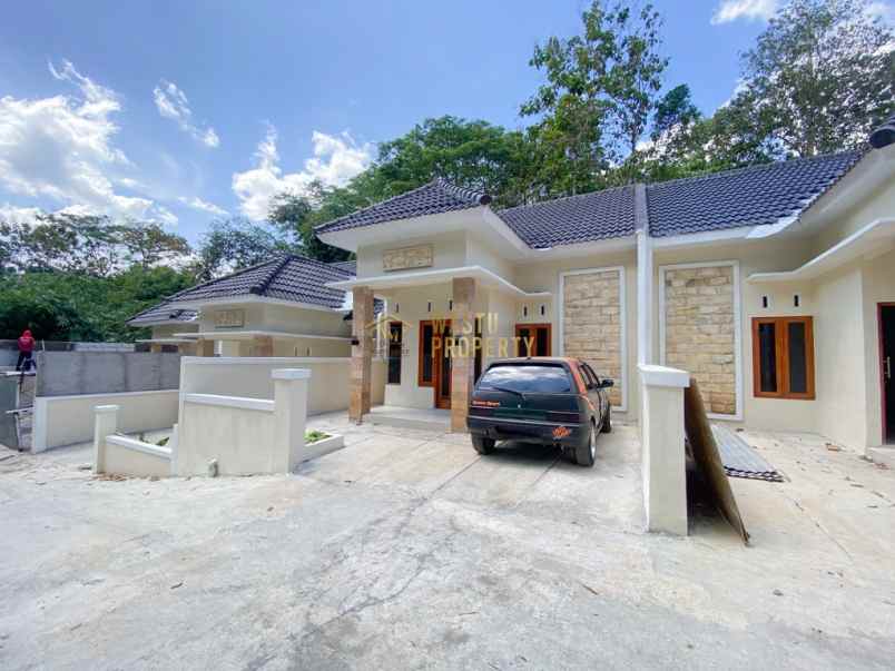 dijual rumah moyudan sleman yogyakarta