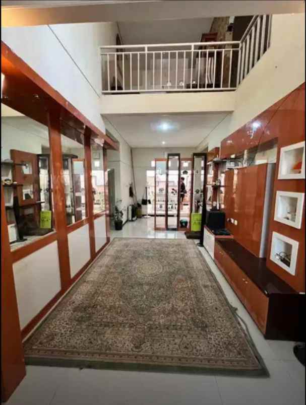 dijual rumah mulawarman